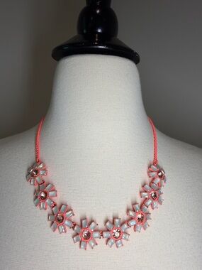 Crewcuts Floral Statement Necklace in Coral